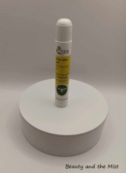 After bite gel with tea tree oil